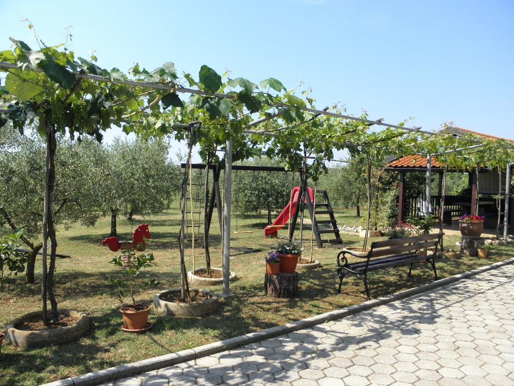 Apartments Mirjana Врсар Экстерьер фото